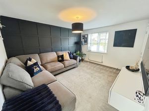 Lounge- click for photo gallery